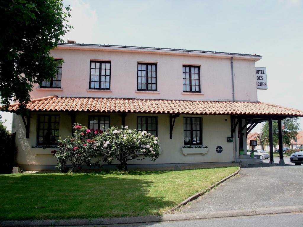 Hotel Des Biches Nuaille Exterior photo